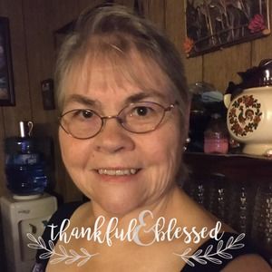 Meet your Posher, Ella